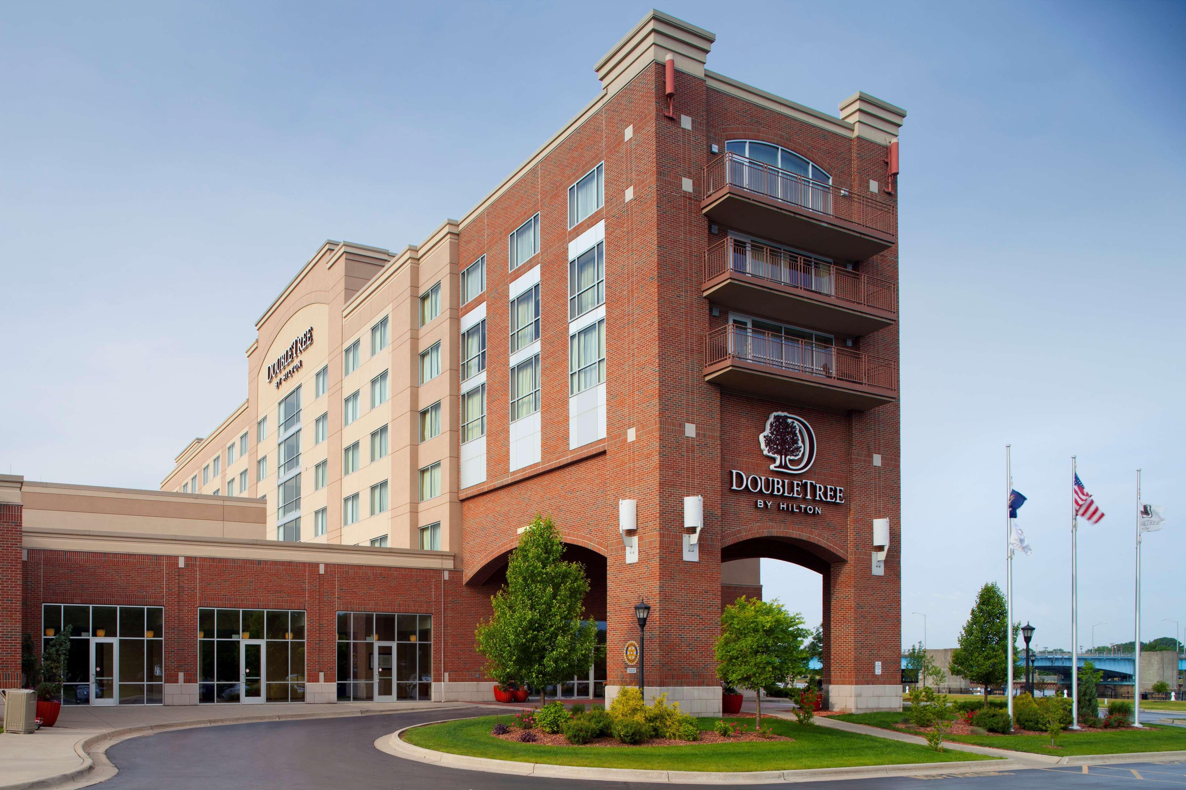 Doubletree By Hilton Bay City - Riverfront Eksteriør billede