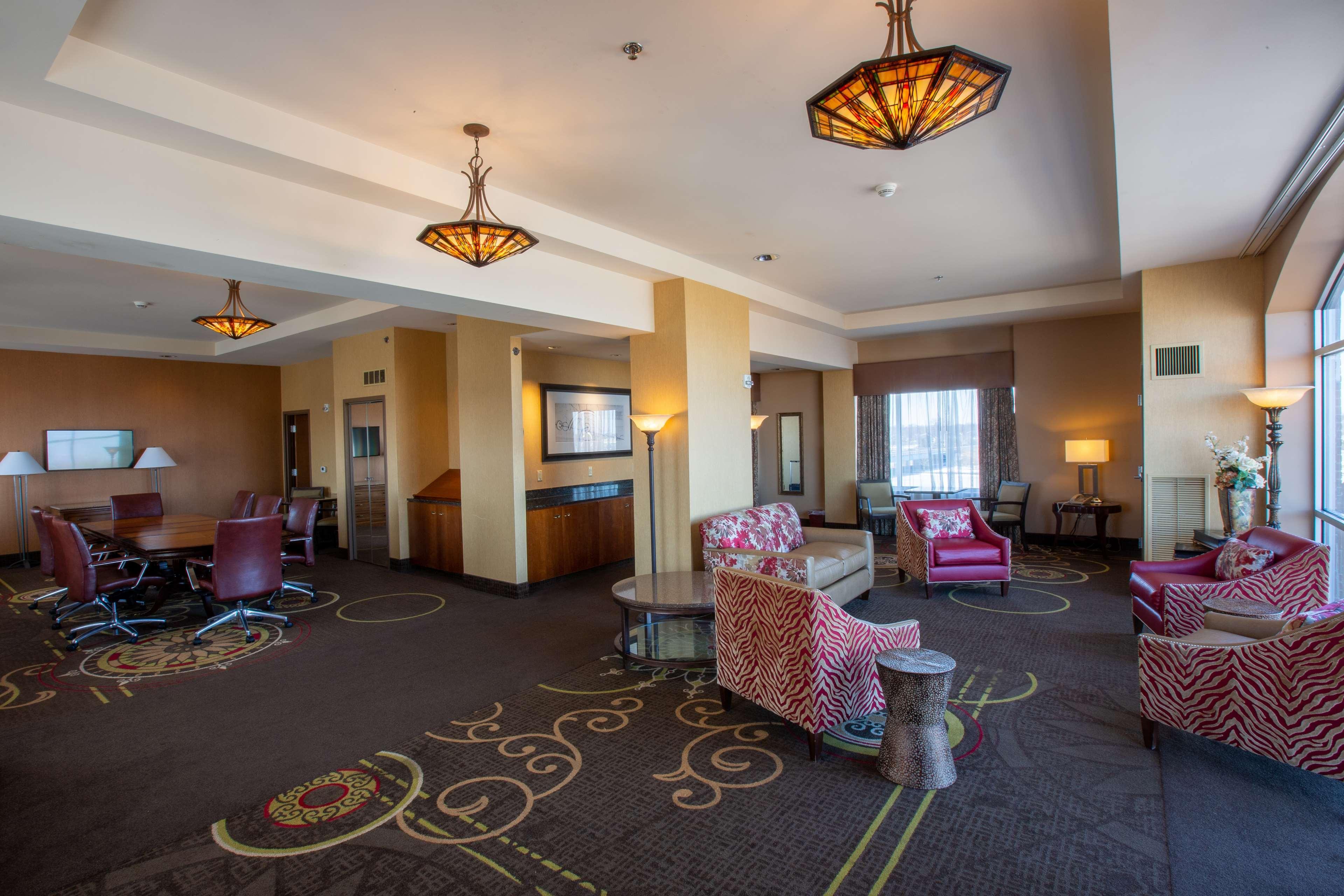 Doubletree By Hilton Bay City - Riverfront Eksteriør billede