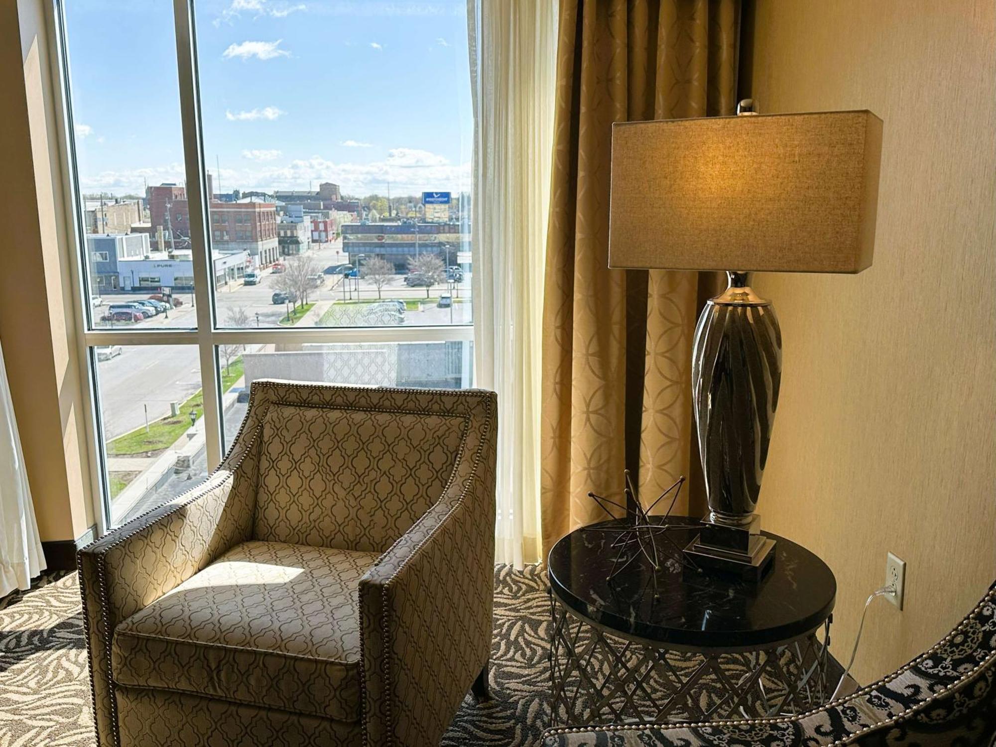 Doubletree By Hilton Bay City - Riverfront Eksteriør billede